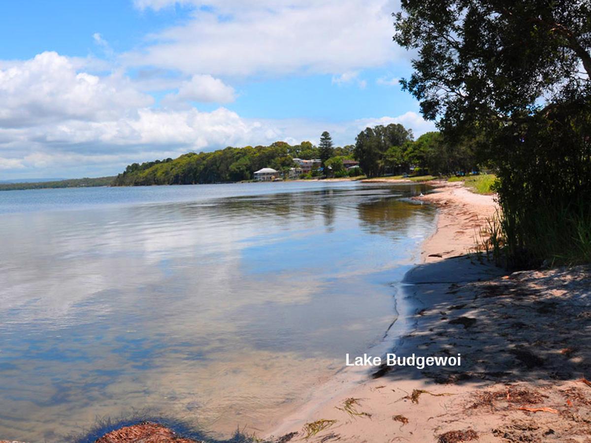 Toukley Motel Bagian luar foto