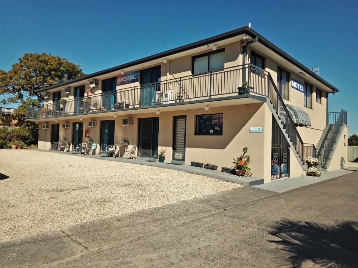 Toukley Motel Bagian luar foto