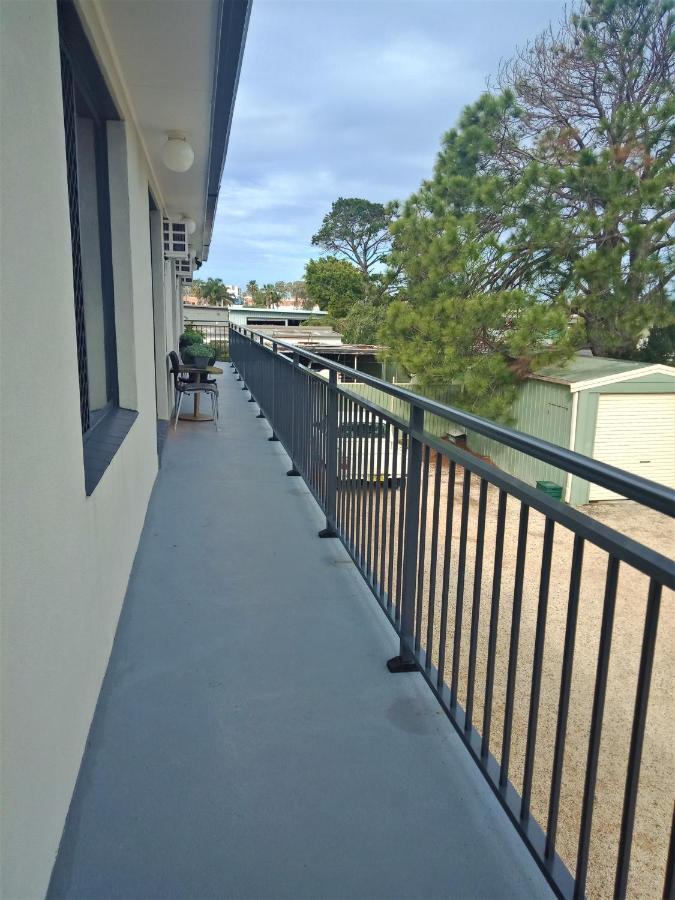 Toukley Motel Bagian luar foto